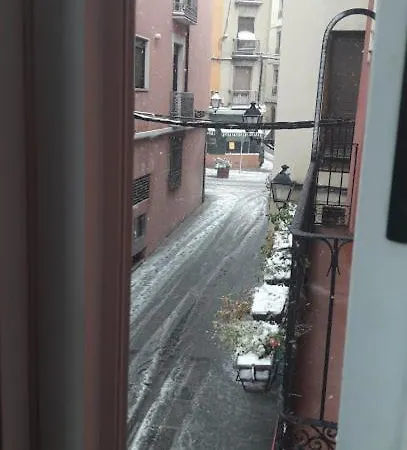 El Centro بيت ضيافة