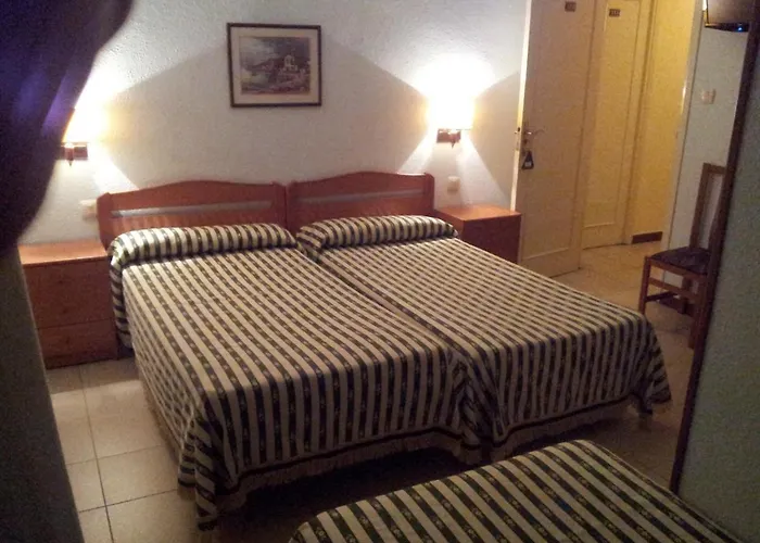 El Centro Pensionat 3*